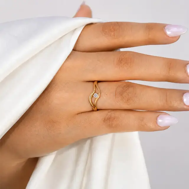 Anillo de oro 18k