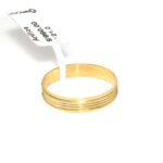 Anillo en oro 18k argolla de matrimonio liso con 4 lineas arenadas