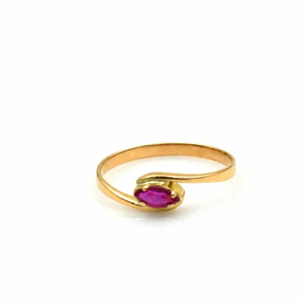 Anillo de oro para mujer 18k diseño solitario cruzado con 1 circón morado